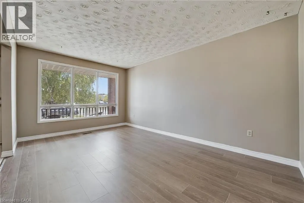 3 ENVOY Boulevard