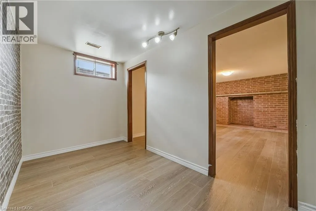 3 ENVOY Boulevard