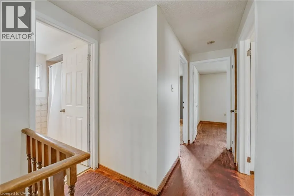 3 ENVOY Boulevard