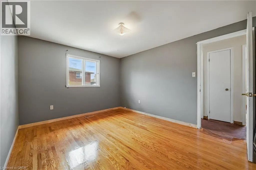 3 ENVOY Boulevard
