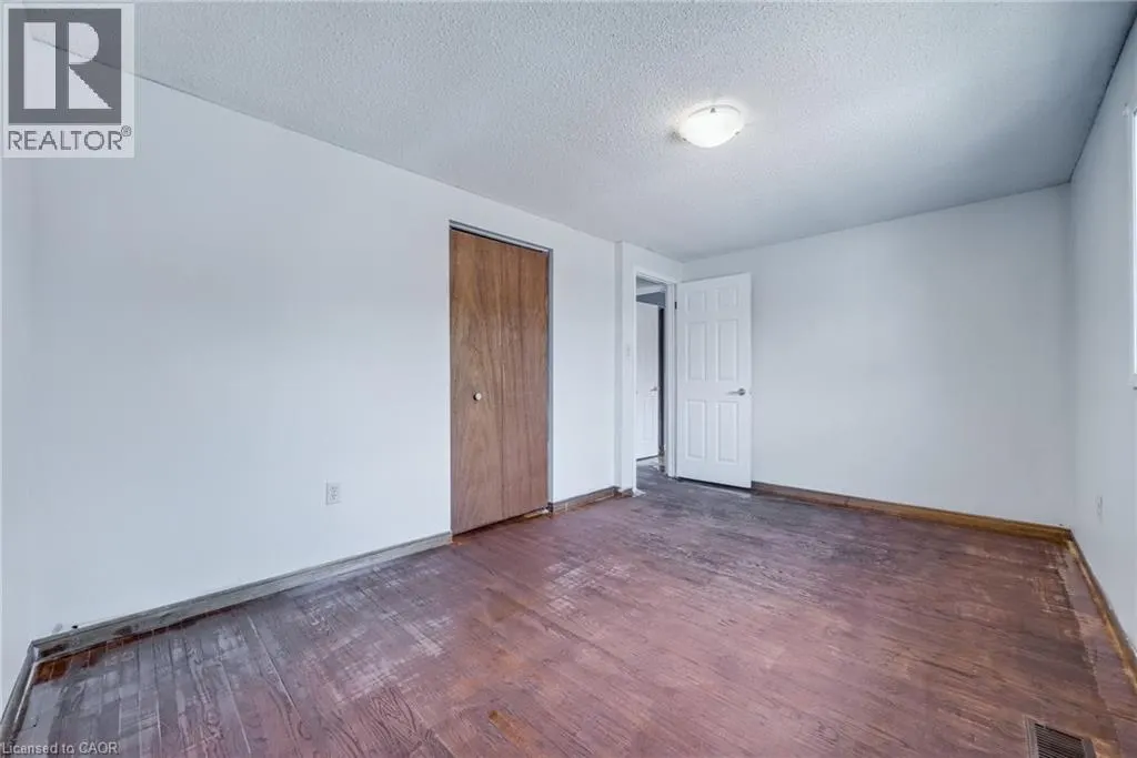 3 ENVOY Boulevard