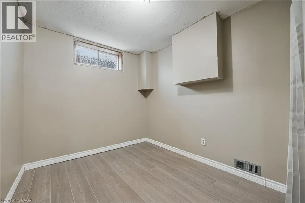 3 ENVOY Boulevard