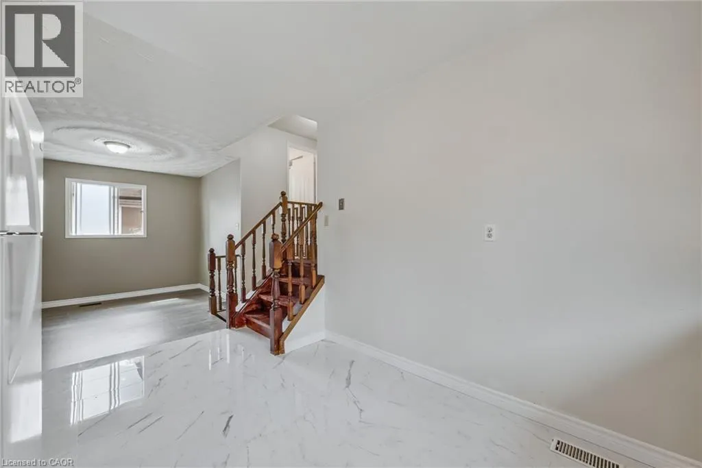 3 ENVOY Boulevard