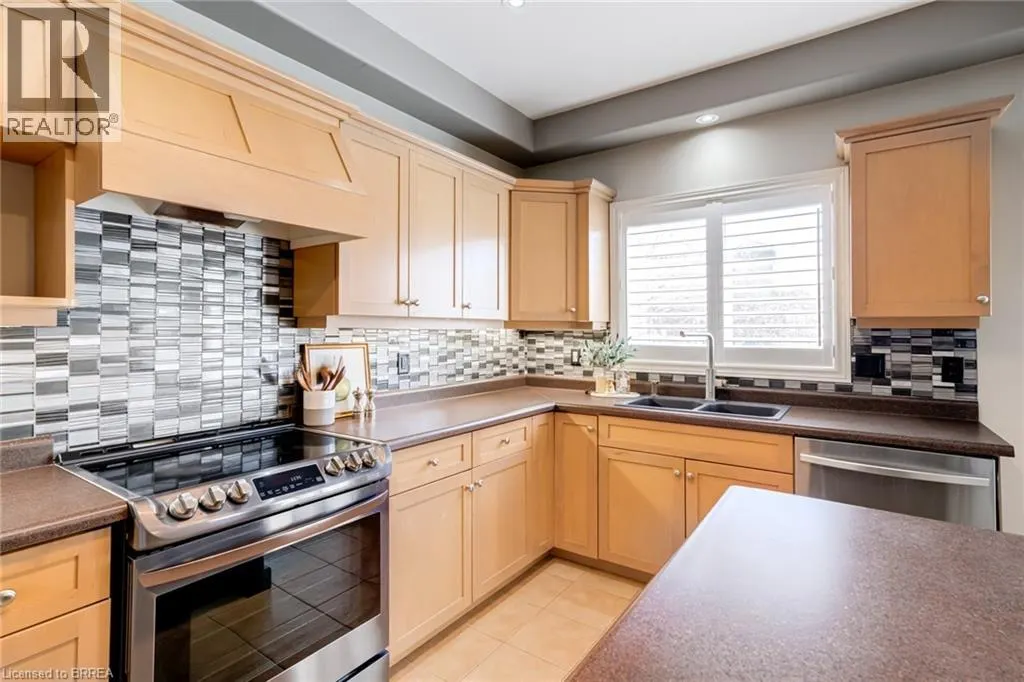 81 WINDWOOD Drive