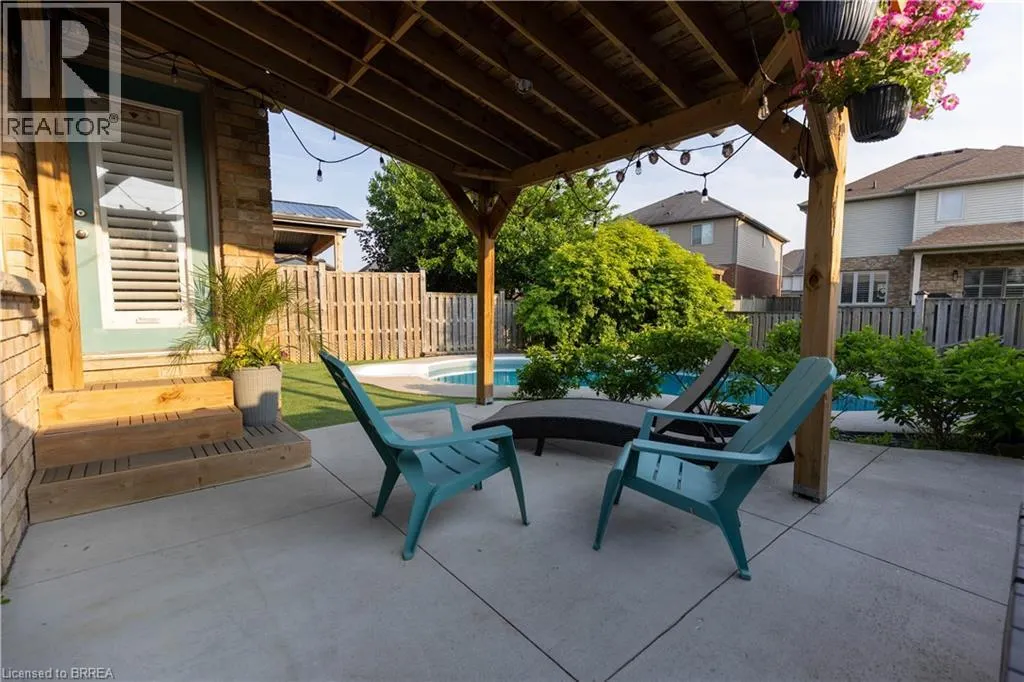 81 WINDWOOD Drive