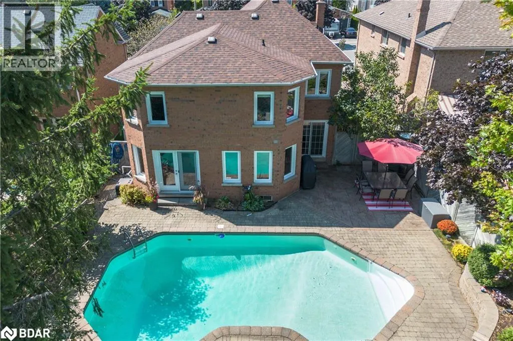 19 GRAND FOREST Drive