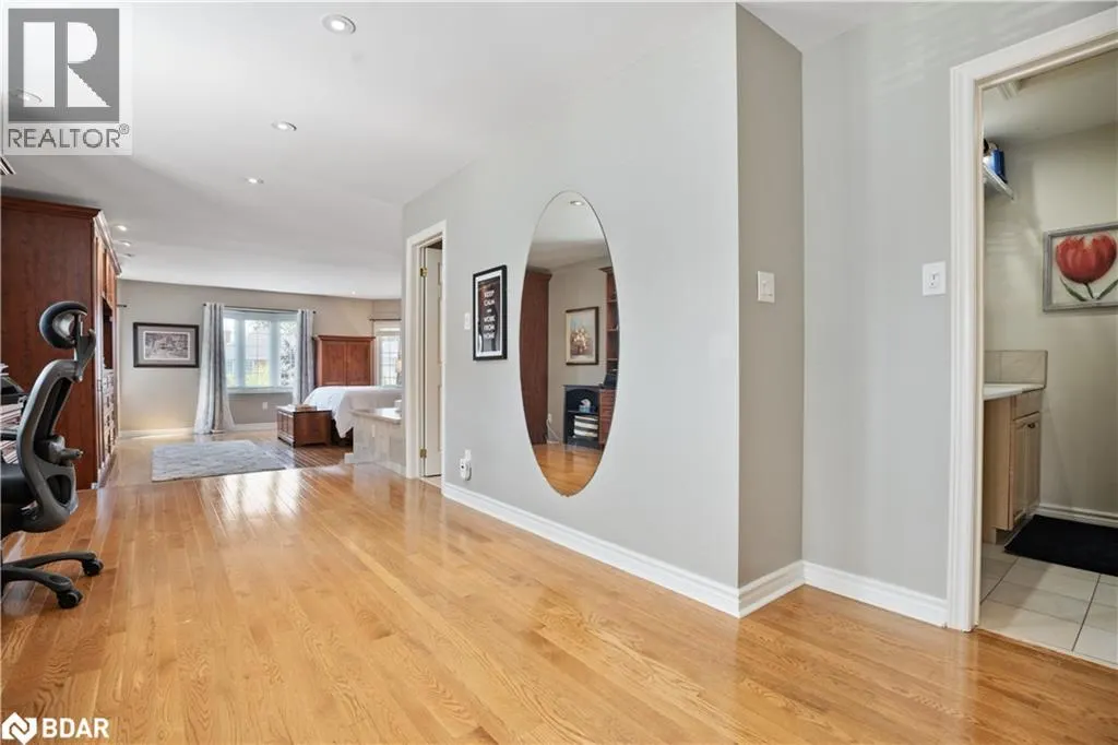 19 GRAND FOREST Drive