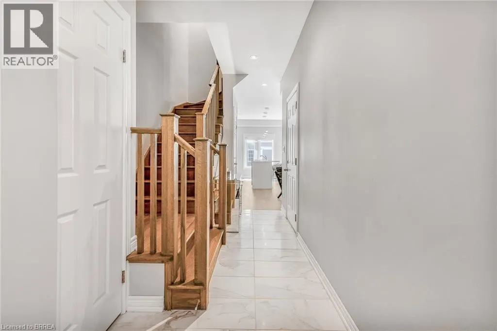 21 MADONNA Drive Unit# 31, #31