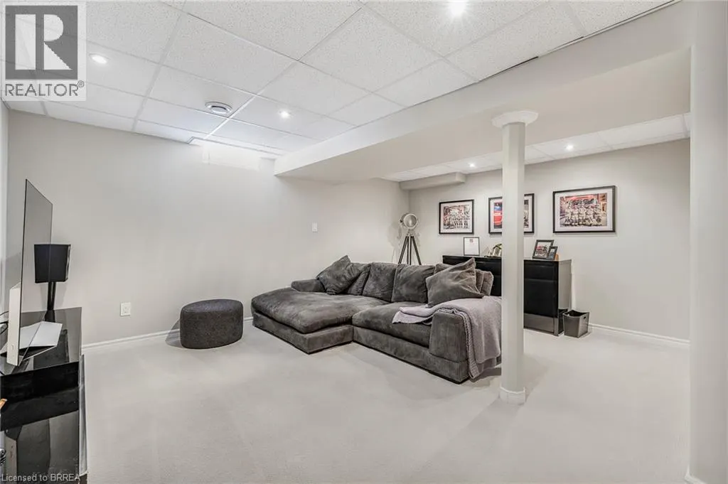 21 MADONNA Drive Unit# 31, #31