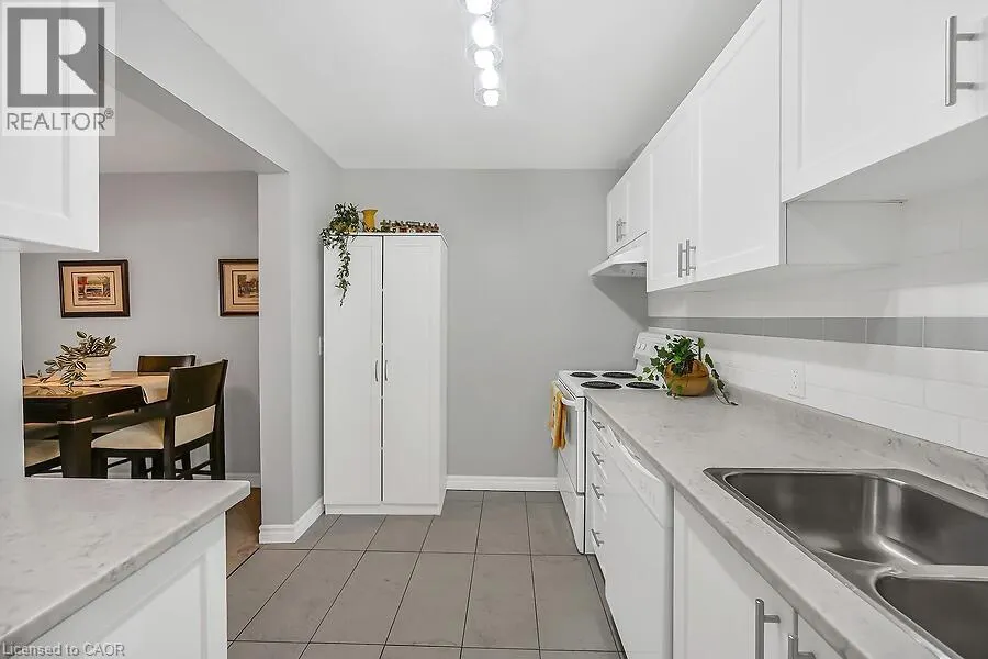 6 NIAGARA Street Unit# 204, #204