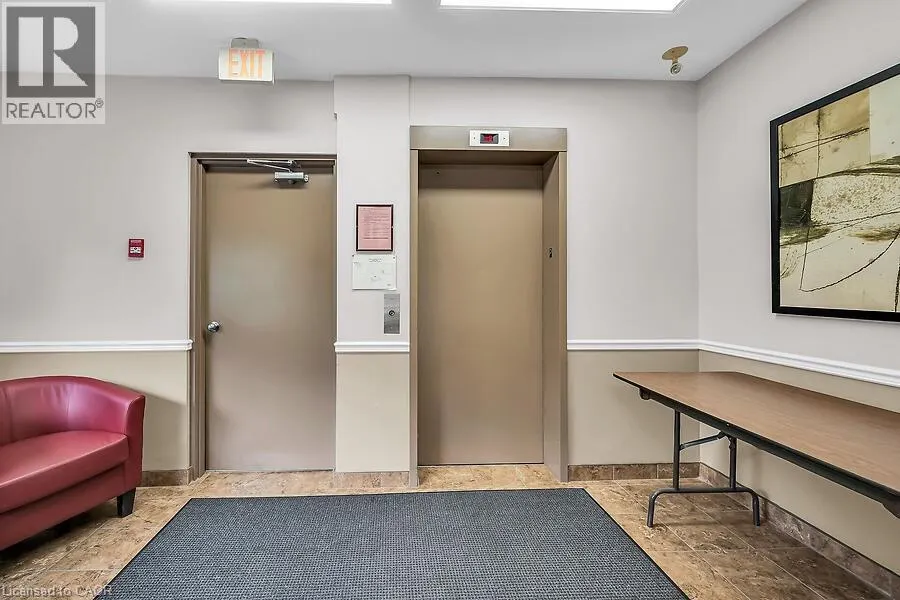 6 NIAGARA Street Unit# 204, #204
