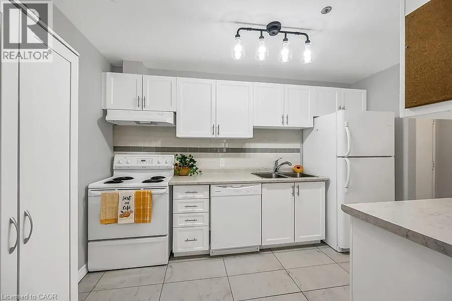 6 NIAGARA Street Unit# 204, #204