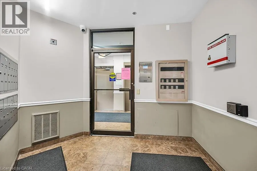 6 NIAGARA Street Unit# 204, #204