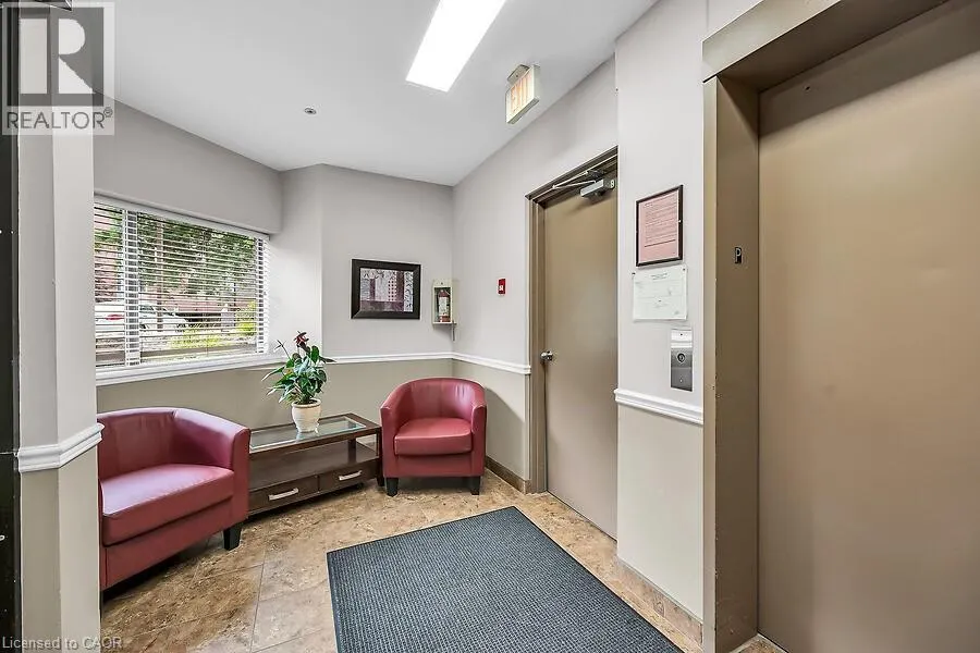 6 NIAGARA Street Unit# 204, #204