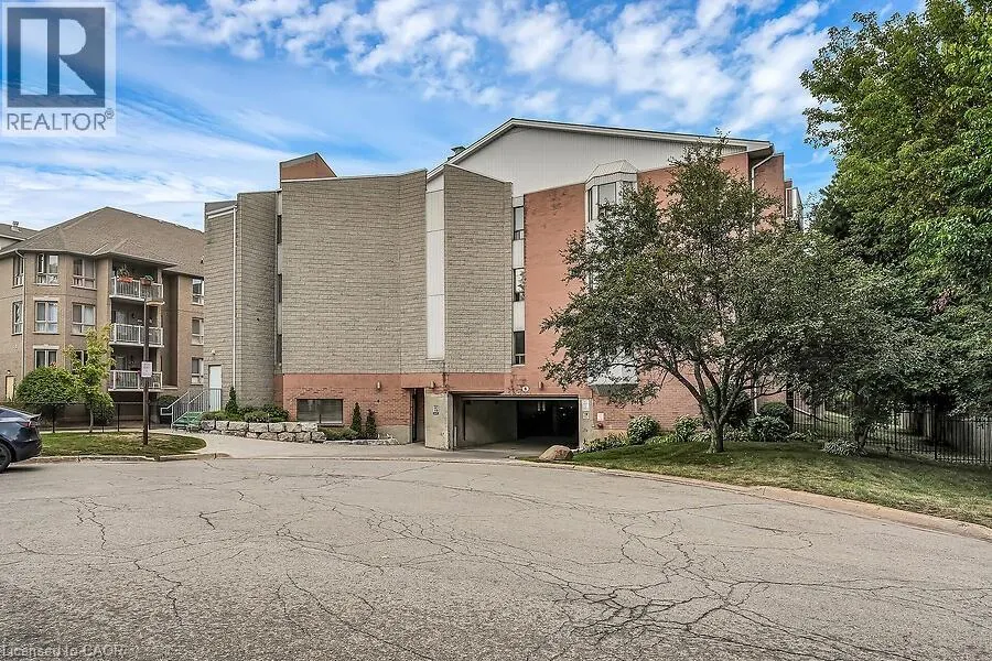 6 NIAGARA Street Unit# 204, #204