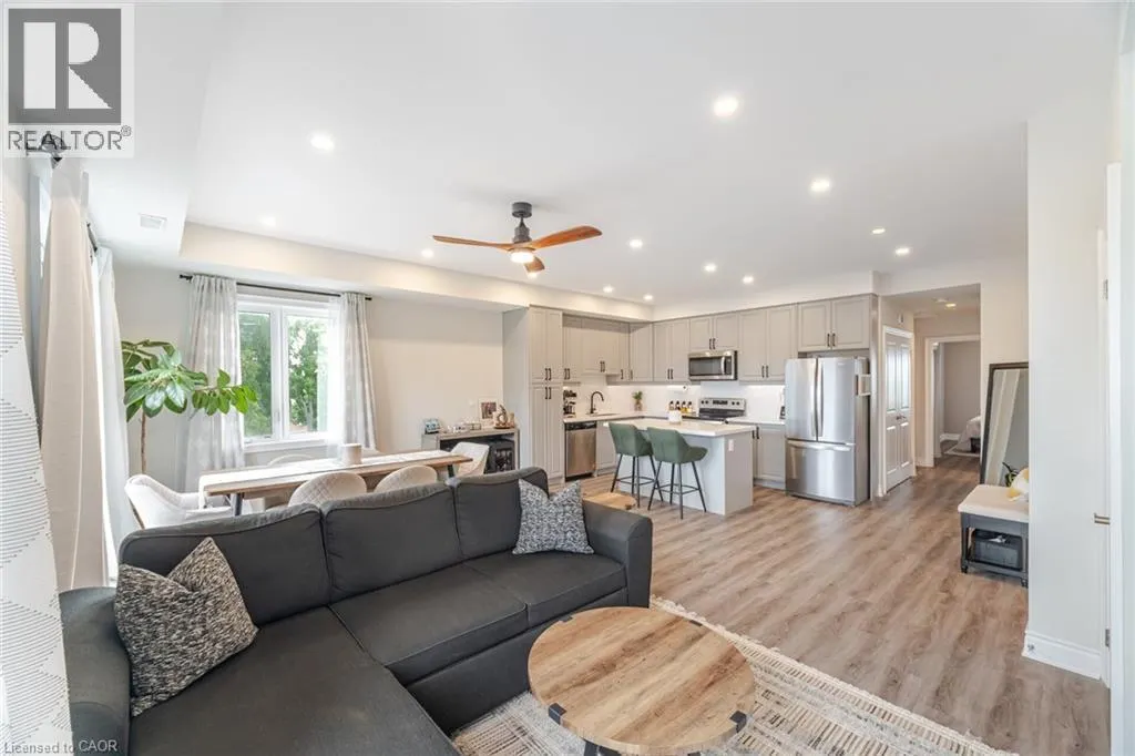 721 FRANKLIN Boulevard Unit# 305, #305