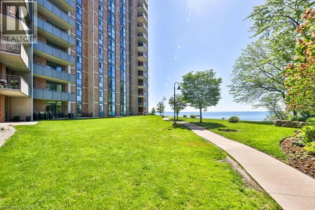 5250 LAKESHORE Road Unit# 1605, #1605