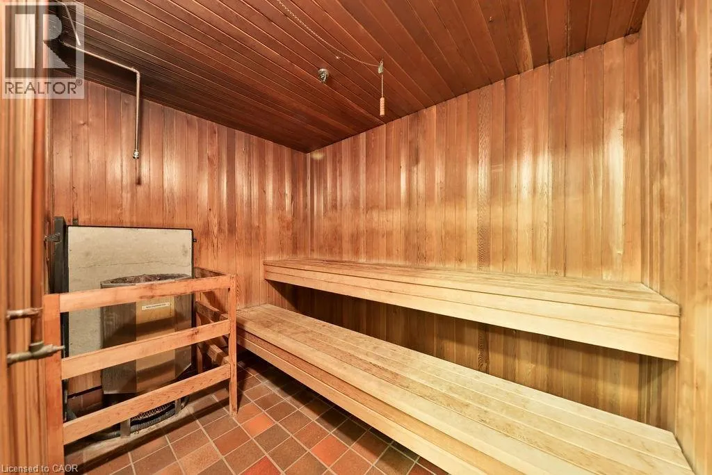 5250 LAKESHORE Road Unit# 1605, #1605