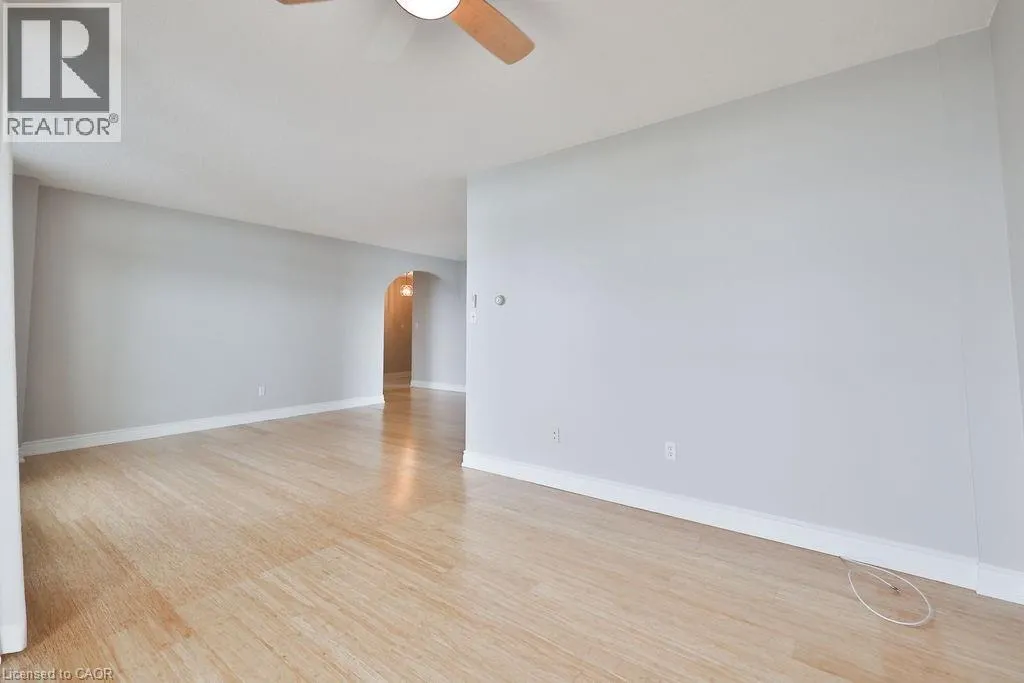 5250 LAKESHORE Road Unit# 1605, #1605