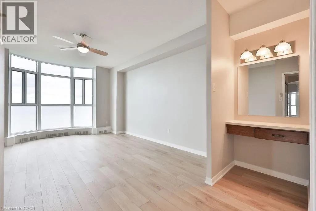 5250 LAKESHORE Road Unit# 1605, #1605