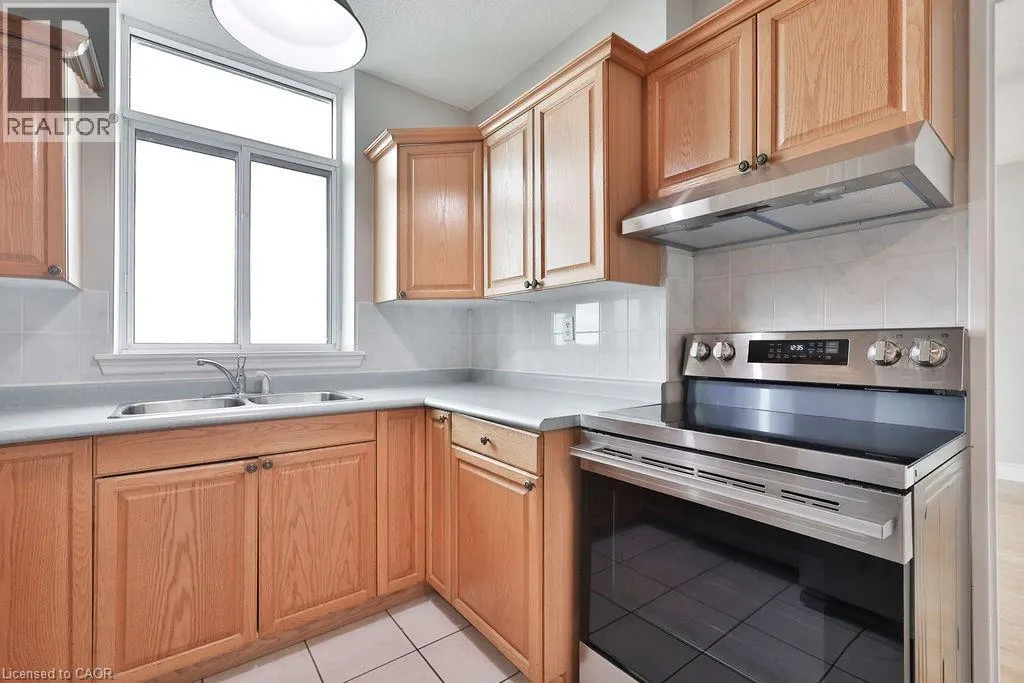 5250 LAKESHORE Road Unit# 1605, #1605