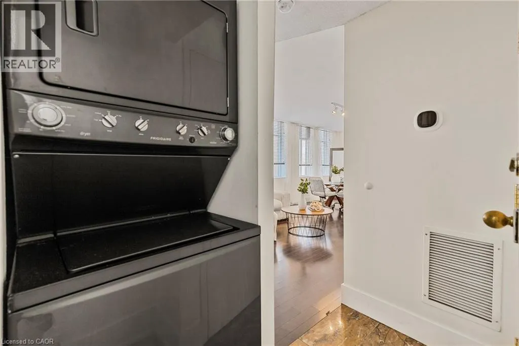 36 JAMES Street S Unit# 803, #803