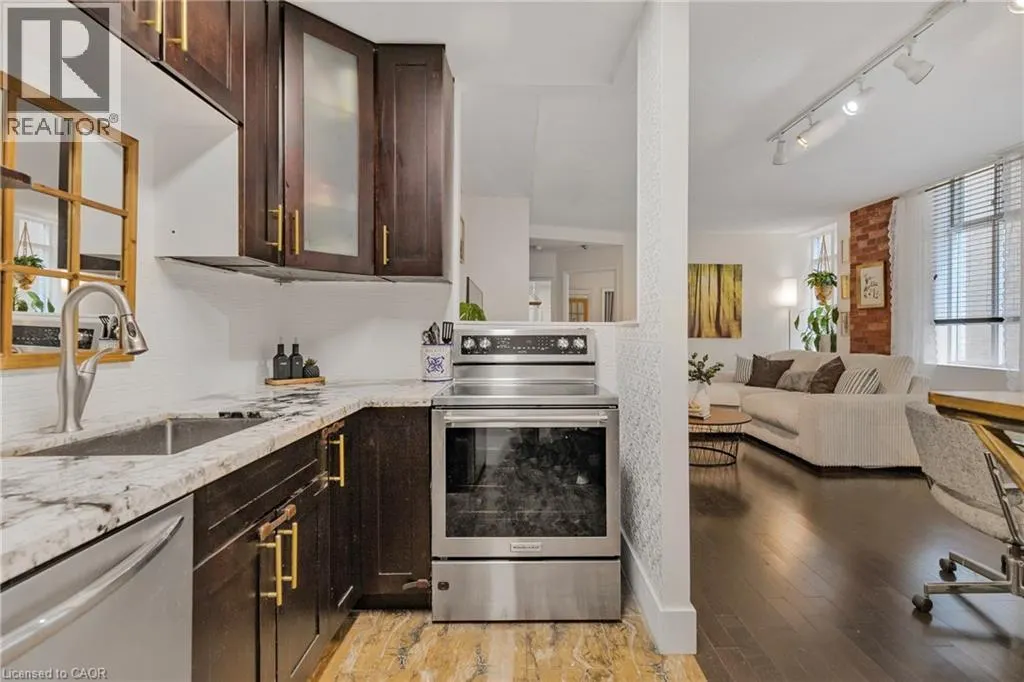 36 JAMES Street S Unit# 803, #803