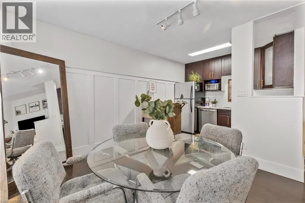 36 JAMES Street S Unit# 803, #803