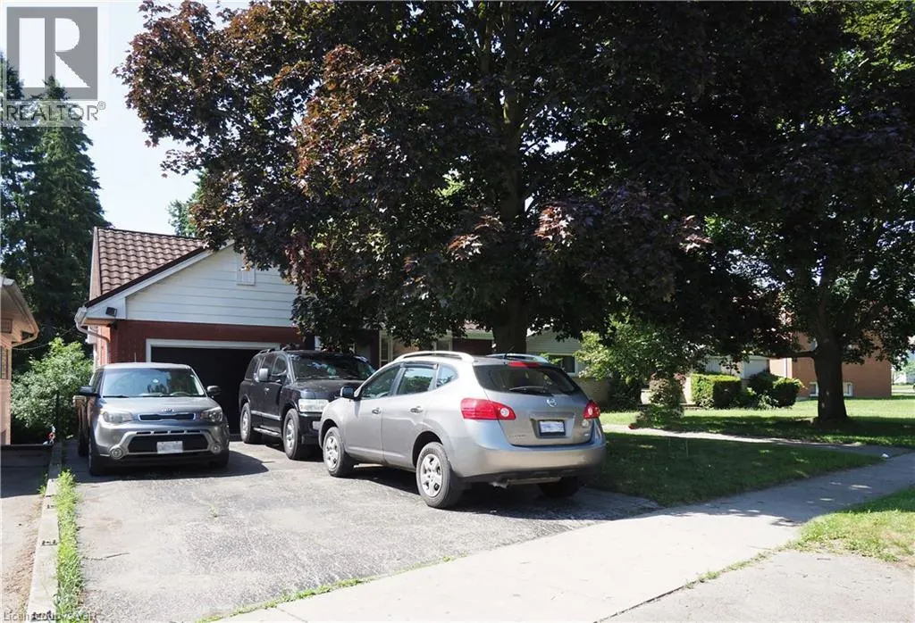 172 ELGIN Crescent