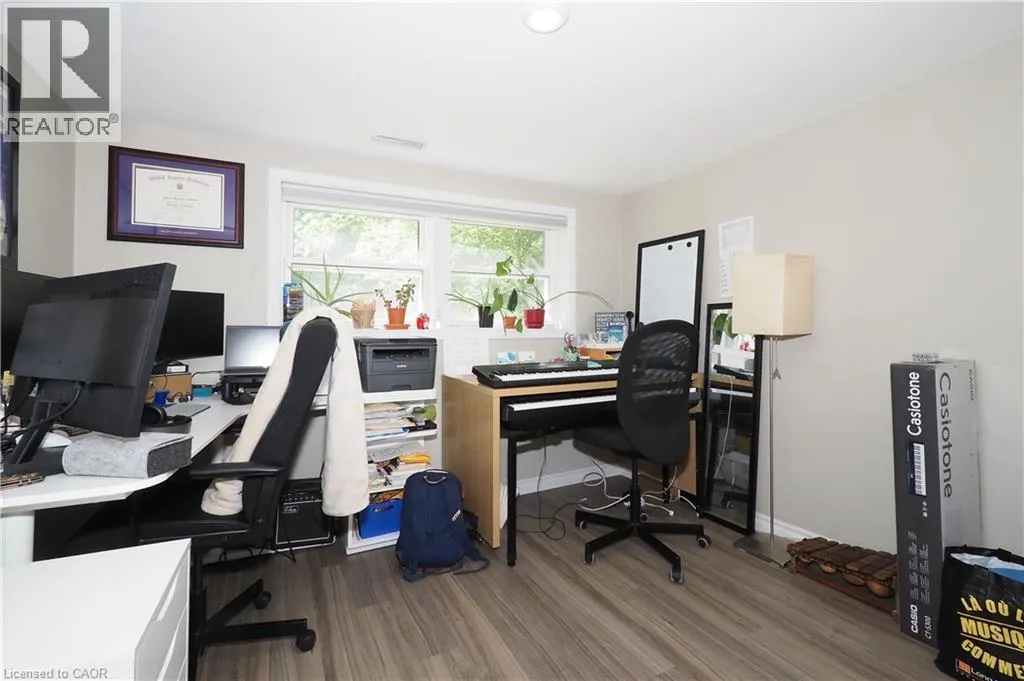 172 ELGIN Crescent