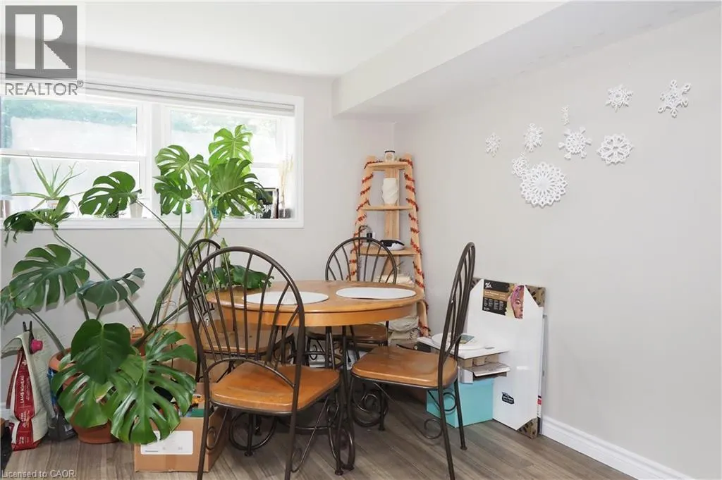 172 ELGIN Crescent