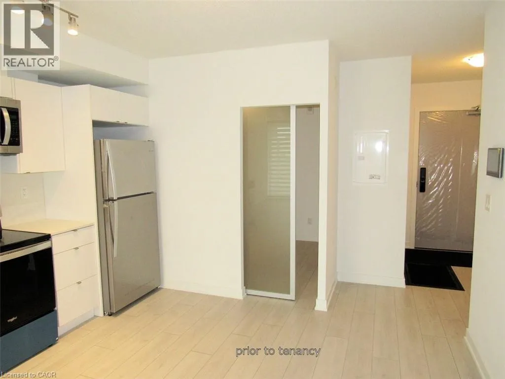 3210 DAKOTA Common Unit# A303, #A303