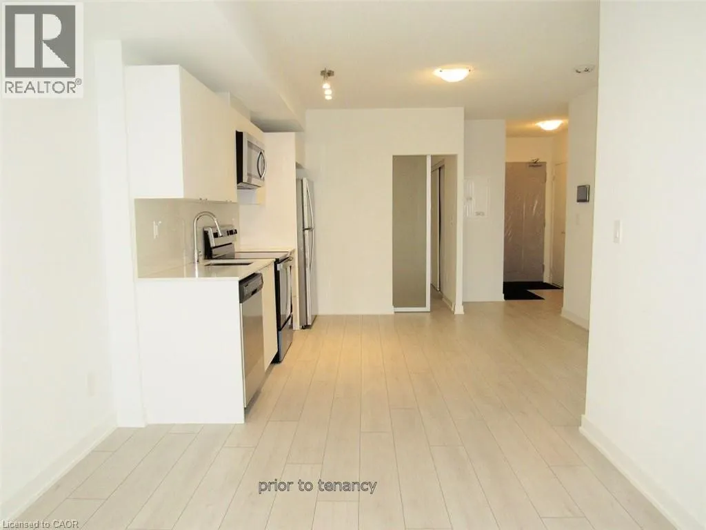 3210 DAKOTA Common Unit# A303, #A303