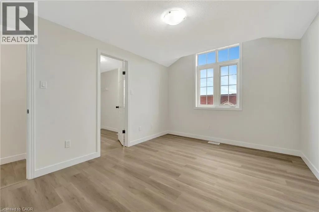 7 FERNCLIFFE Street