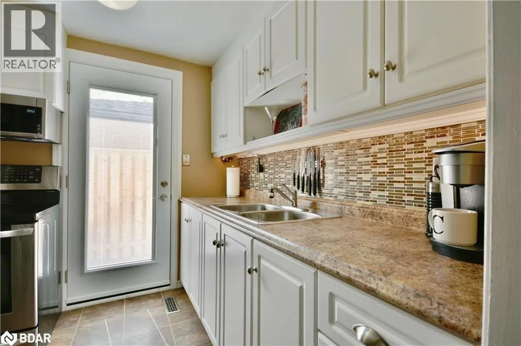 624 BAYVIEW Drive