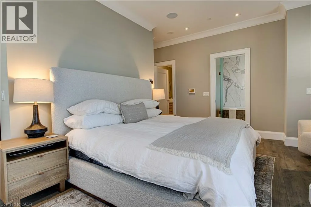 155 CAROLINE Street S Unit# TH10, #TH10