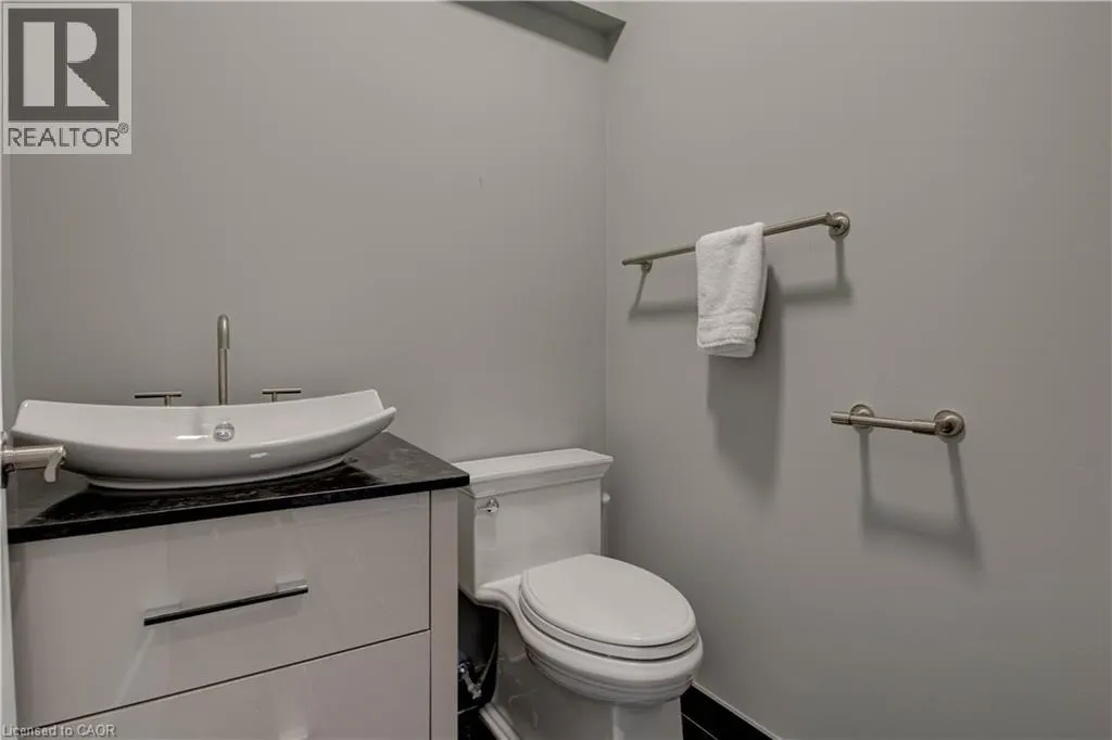 155 CAROLINE Street S Unit# TH10, #TH10
