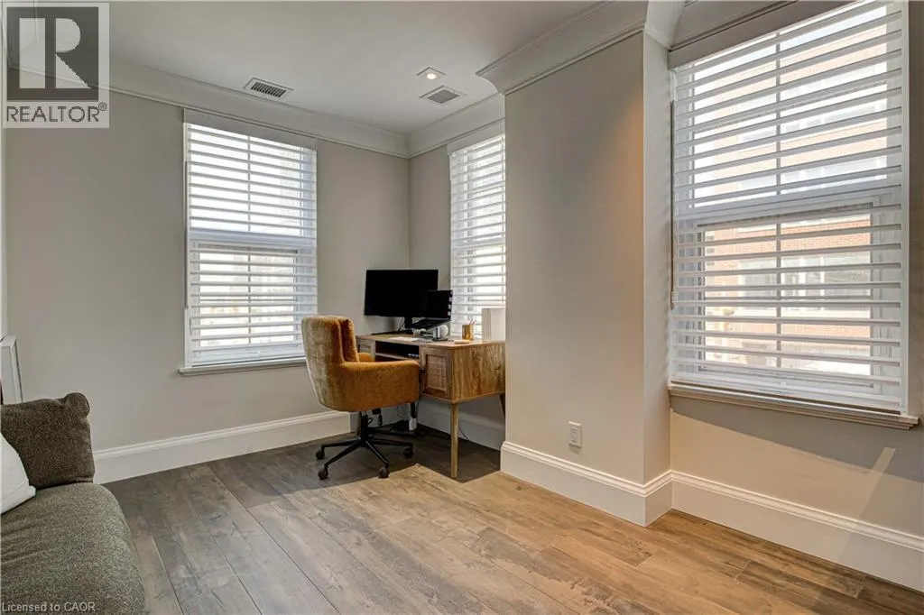 155 CAROLINE Street S Unit# TH10, #TH10