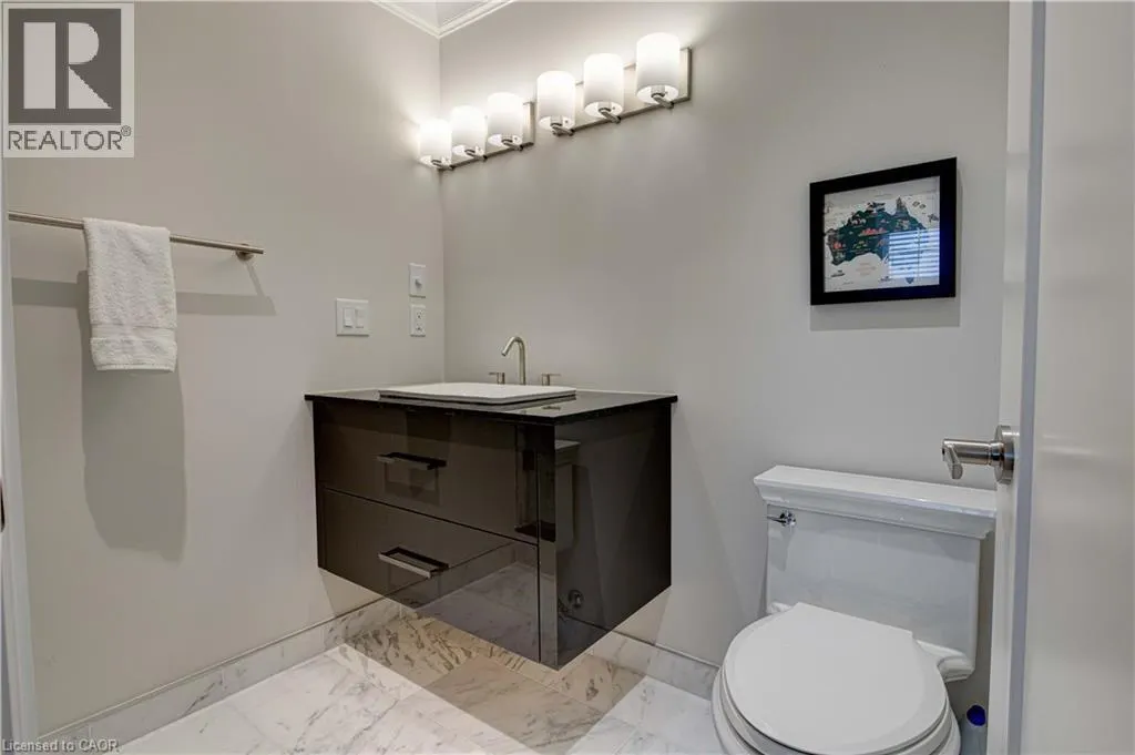 155 CAROLINE Street S Unit# TH10, #TH10