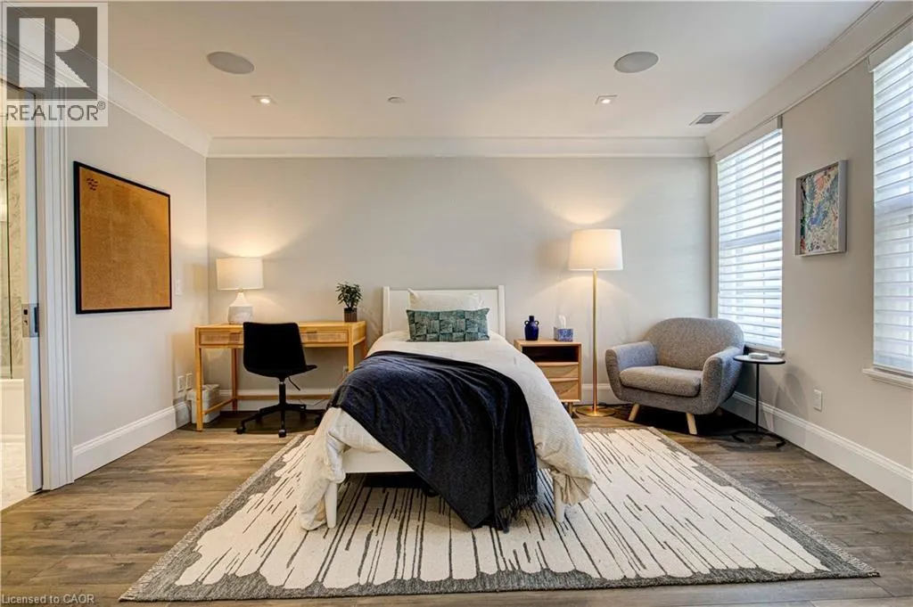 155 CAROLINE Street S Unit# TH10, #TH10
