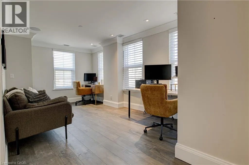155 CAROLINE Street S Unit# TH10, #TH10