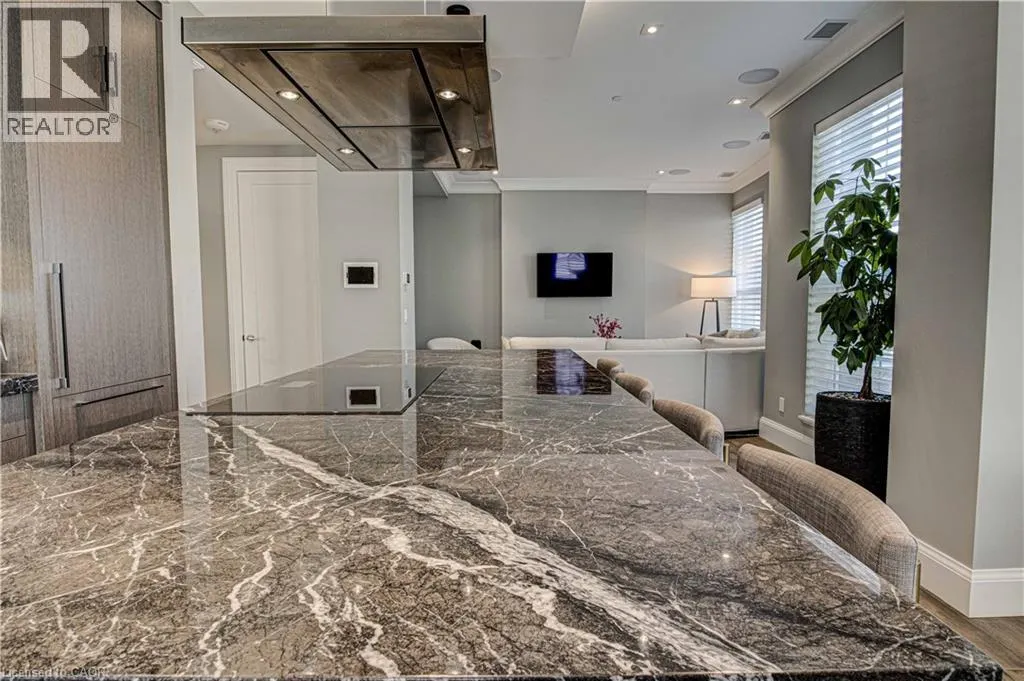 155 CAROLINE Street S Unit# TH10, #TH10