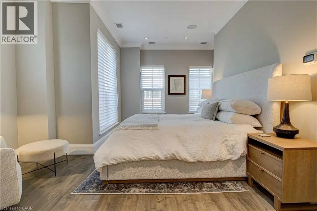 155 CAROLINE Street S Unit# TH10, #TH10