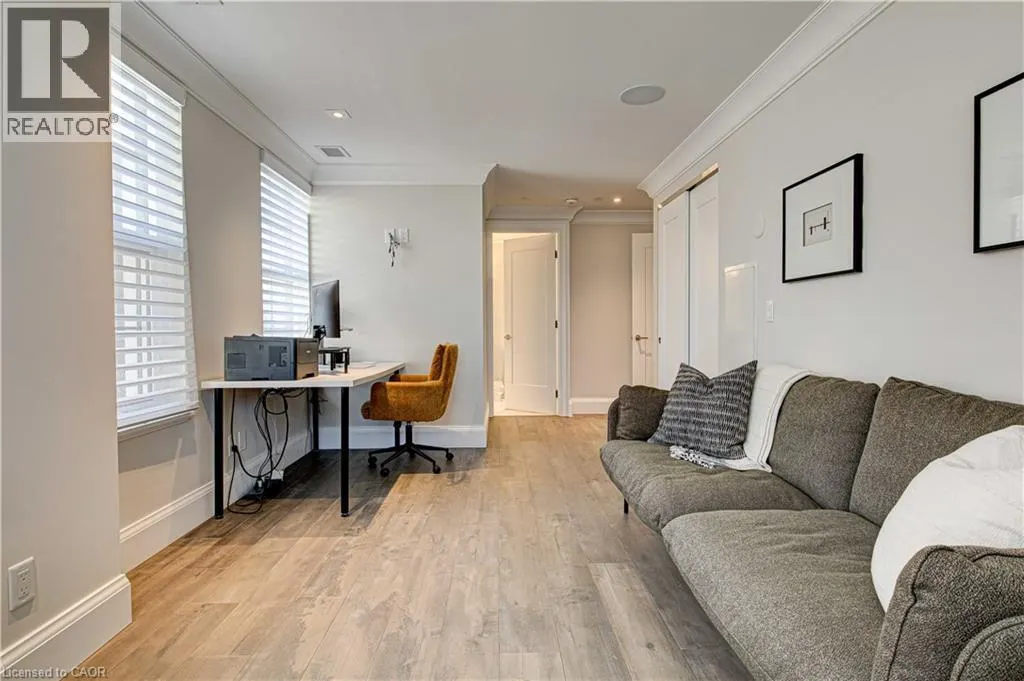 155 CAROLINE Street S Unit# TH10, #TH10
