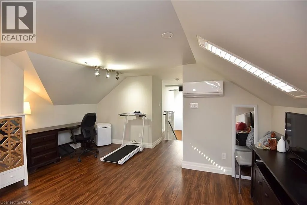 432 BURLINGTON Avenue Unit# 6, #6