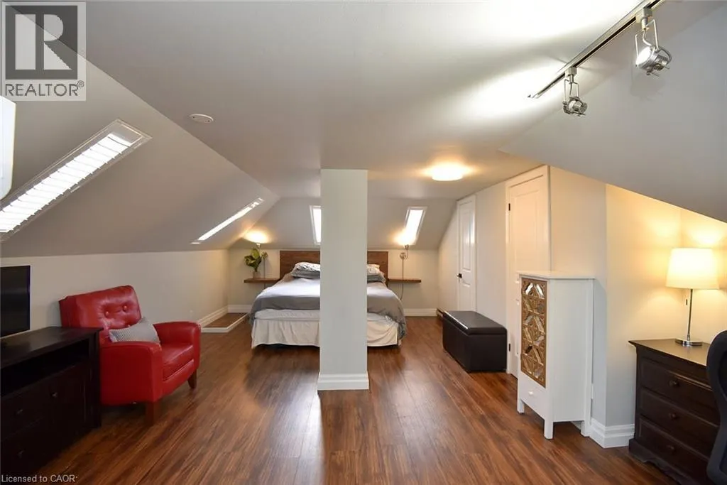 432 BURLINGTON Avenue Unit# 6, #6