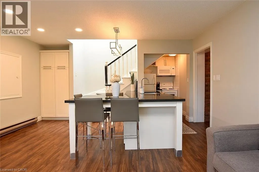 432 BURLINGTON Avenue Unit# 6, #6
