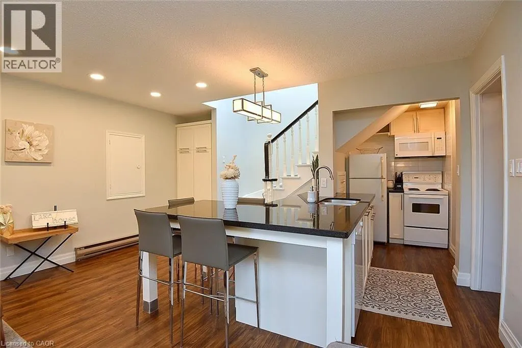 432 BURLINGTON Avenue Unit# 6, #6