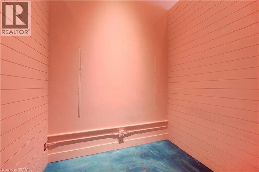 320 COLBORNE Street W Unit# 13, #13