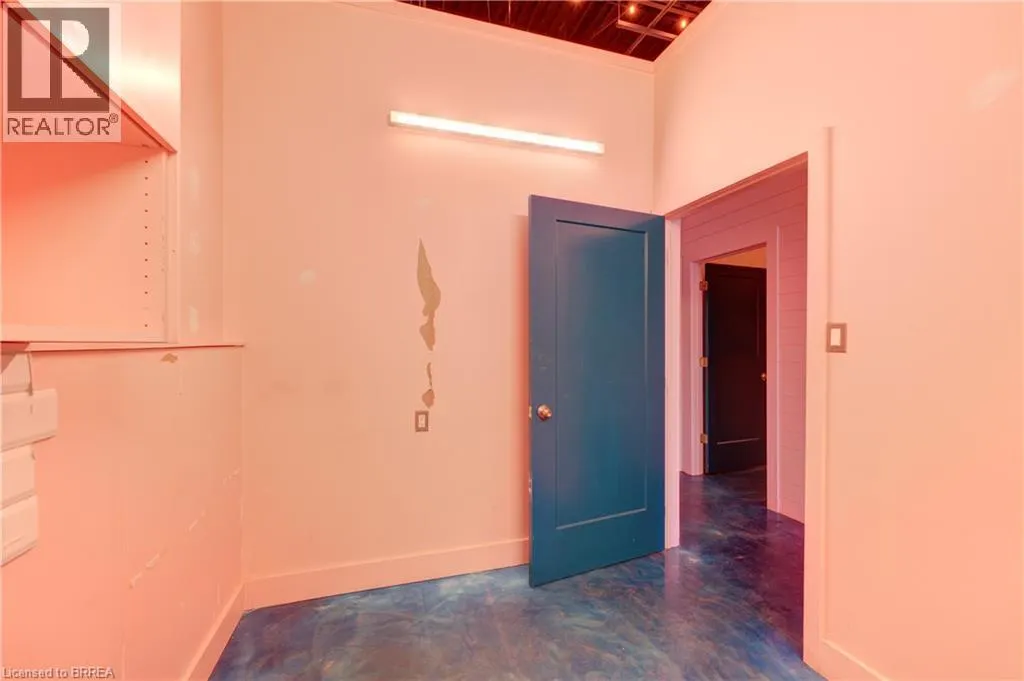 320 COLBORNE Street W Unit# 13, #13